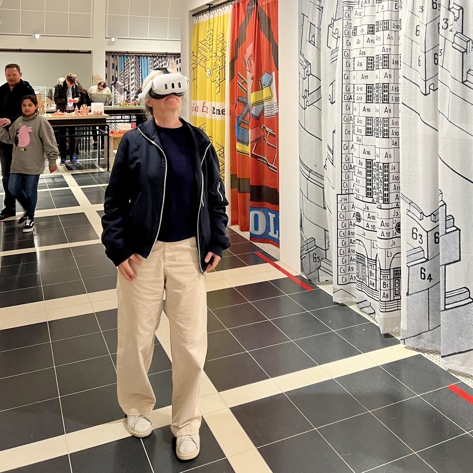 VR