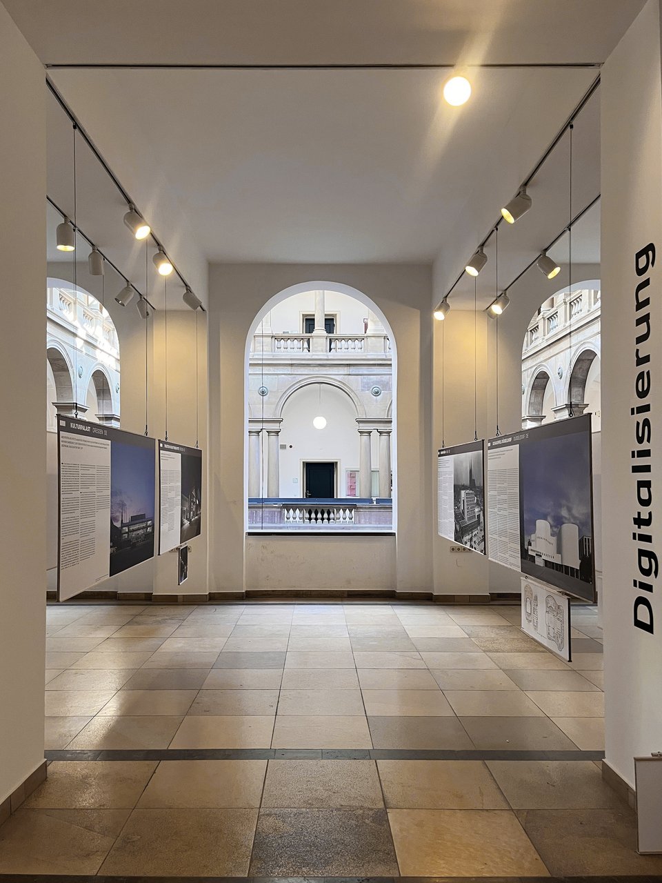 Ausstellung beim Symposium "Kultur Sanieren!"