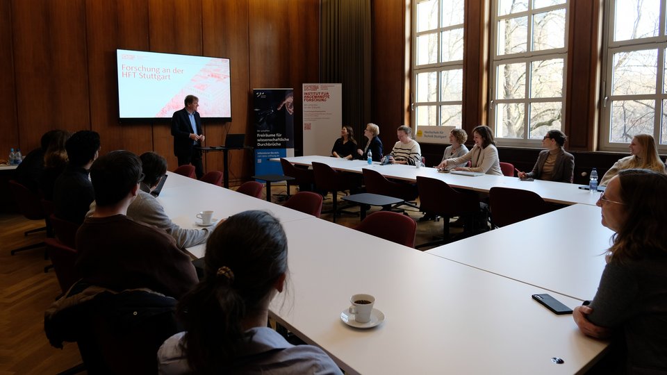 CZS vor Ort: Vortrag von Prof. Dr. Volker Coors, Prorektor für Forschung und Digitalisierung