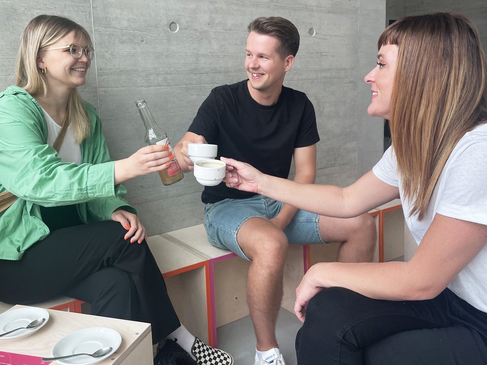 Impressionen von der Café-Eröffnung in Bau 8 am 3. Juni 2022