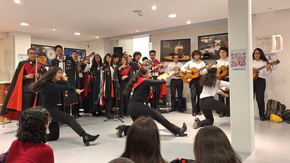 Beside scientific exchange, AGSE always offers cultural insights. This time teriffic music and dance!