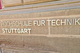 HFT-Logo am Eingang der HFT Stuttgart